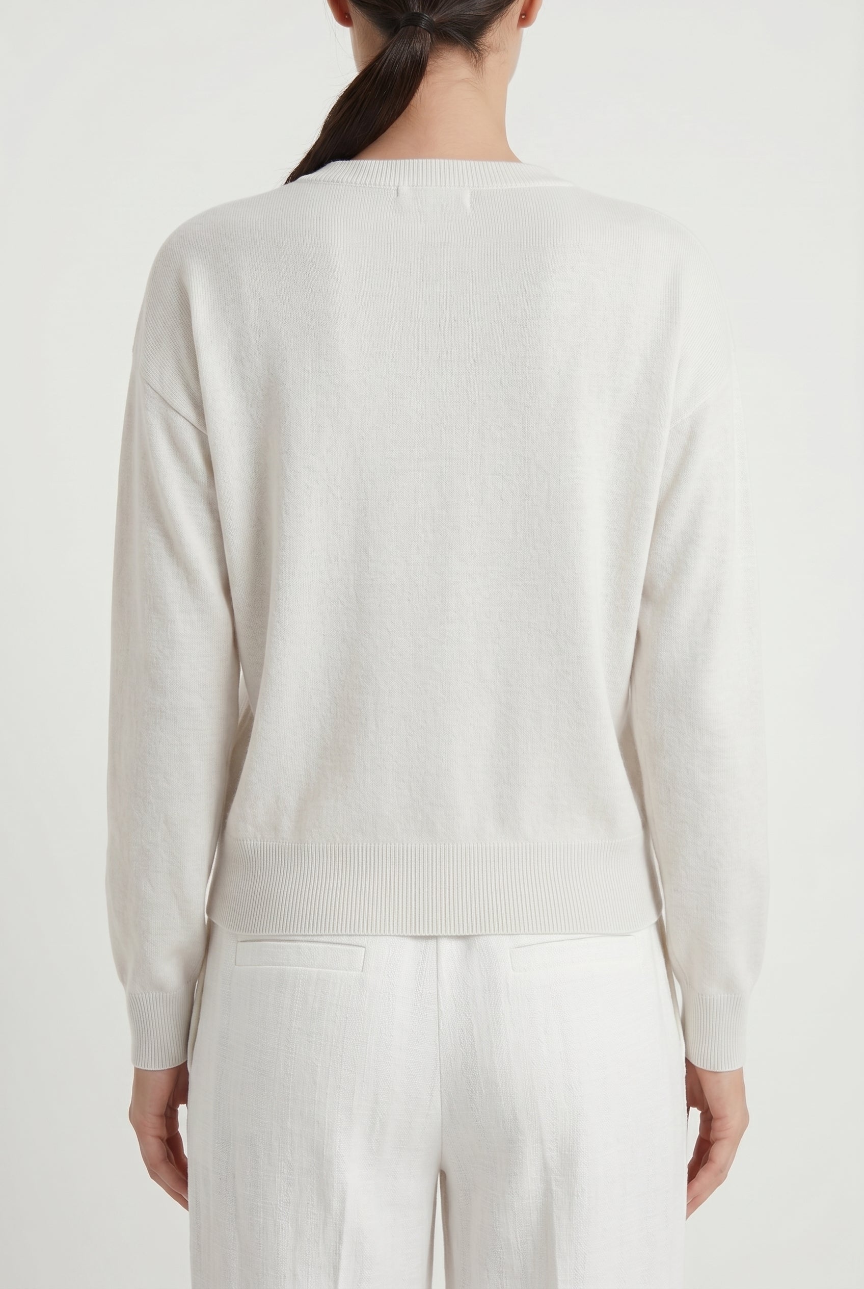 BRUNELLO CUCINELLI WOMEN'S OFF WHITE WOOL SWEATER