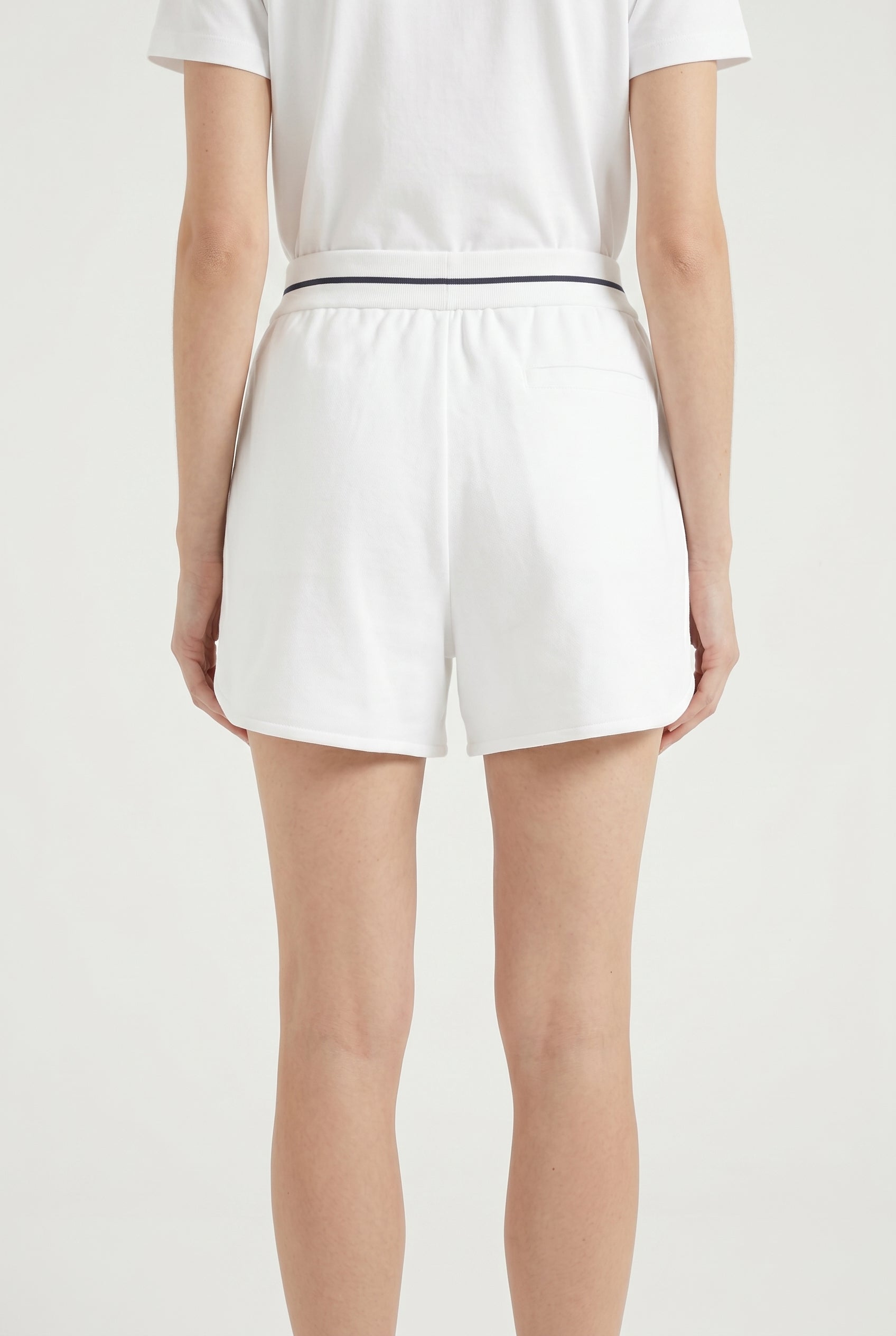 BRUNELLO CUCINELLI WOMEN'S WHITE RELAXED COTTON SHORTS