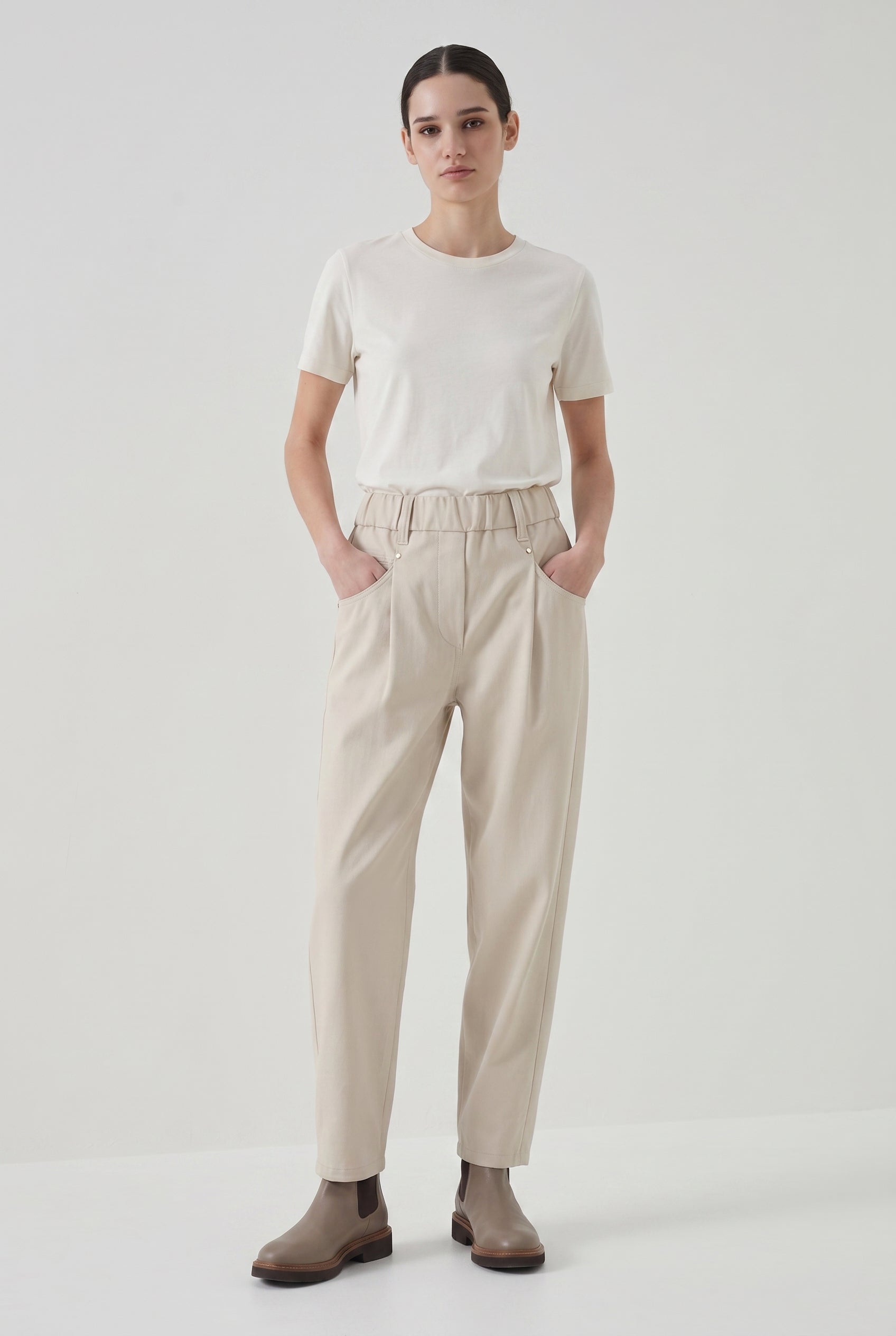 BRUNELLO CUCINELLI WOMEN'S LIGHT BEIGE RELAXED TROUSERS