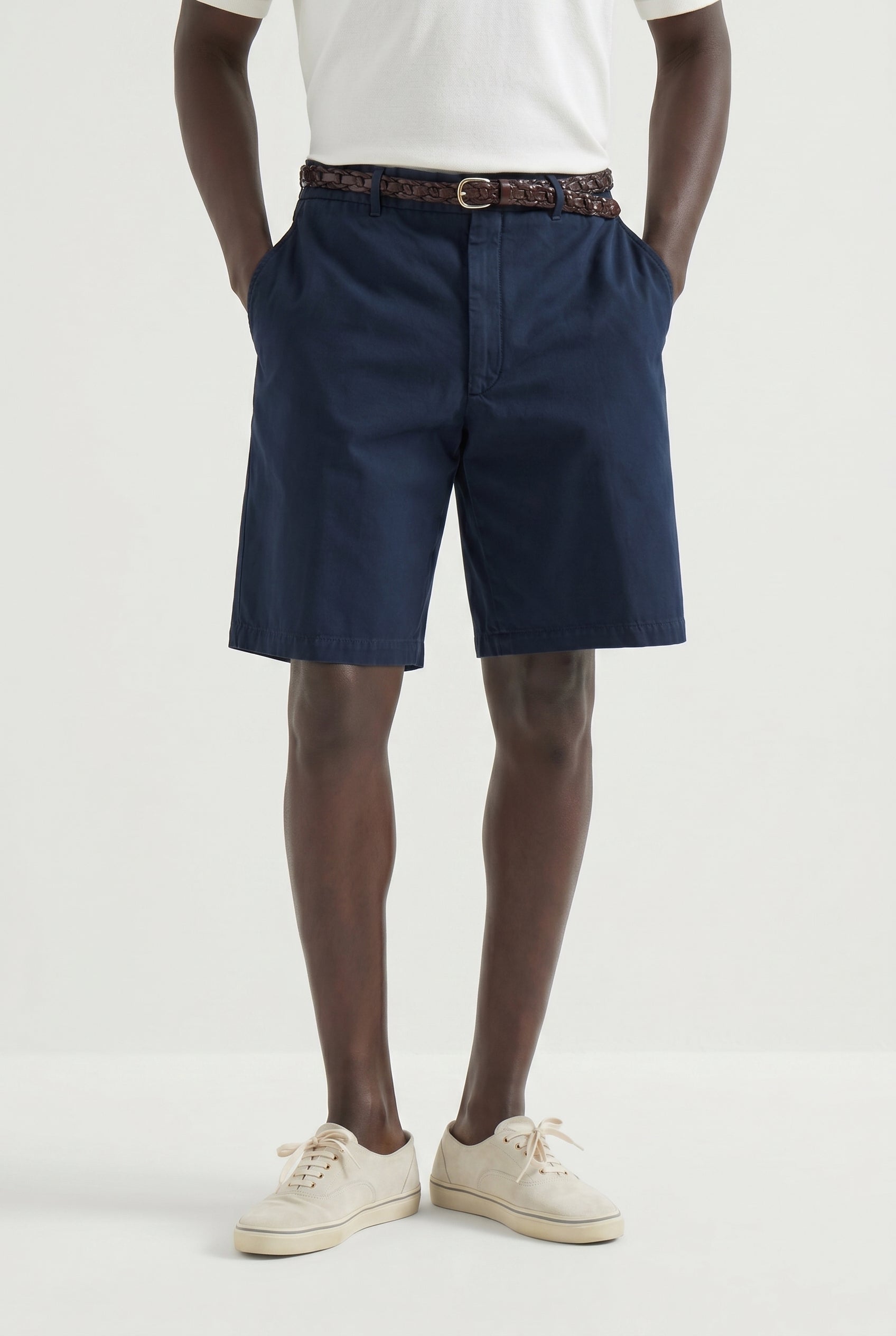 BRUNELLO CUCINELLI MEN'S NAVY COTTON TAILORED SHORTS