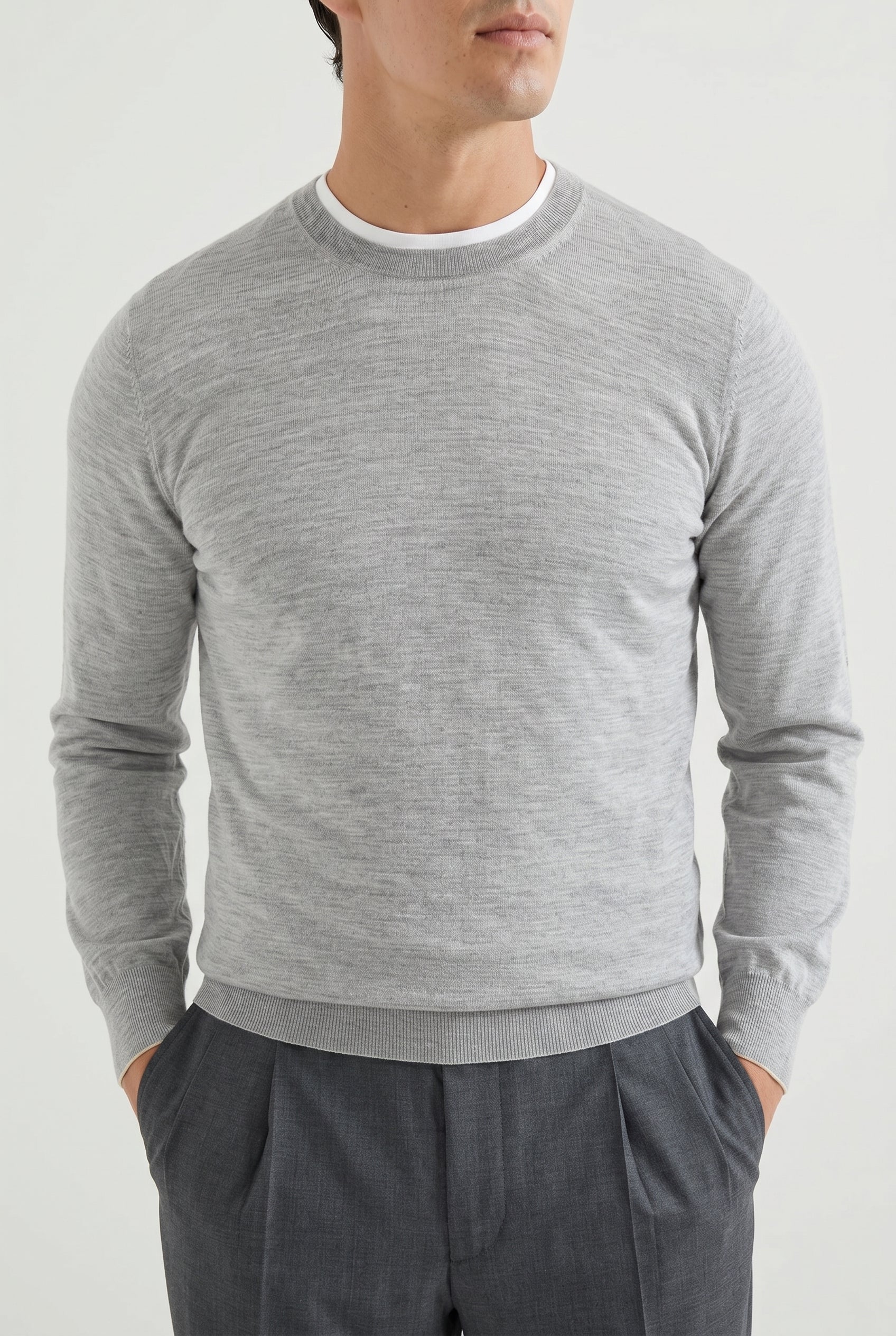 BRUNELLO CUCINELLI MEN'S LIGHT GREY WOOL SWEATER