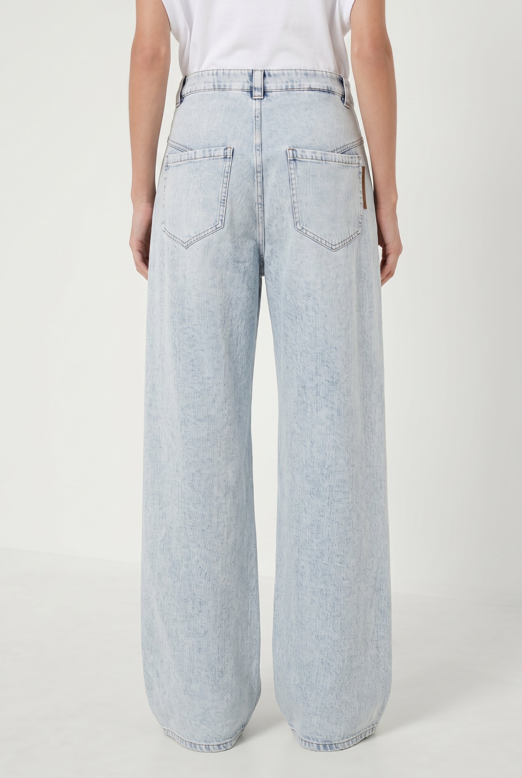 BRUNELLO CUCINELLI WOMEN'S LIGHT BLUE WIDE LEG TROUSERS