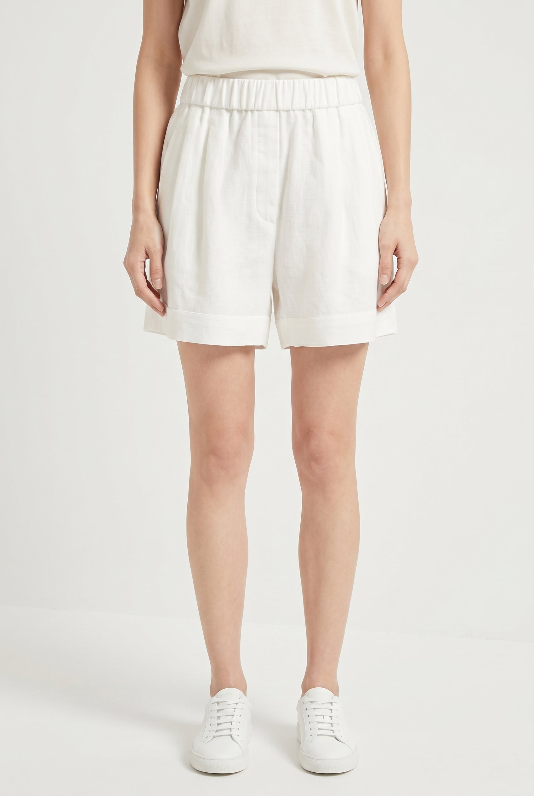 BRUNELLO CUCINELLI WOMEN'S WHITE RELAXED SHORTS