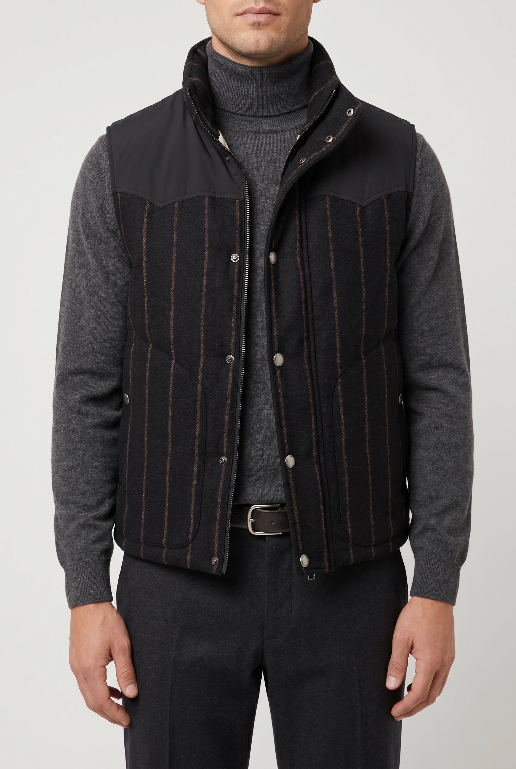 BRUNELLO CUCINELLI MEN'S BLACK STRIPED WOOL VEST