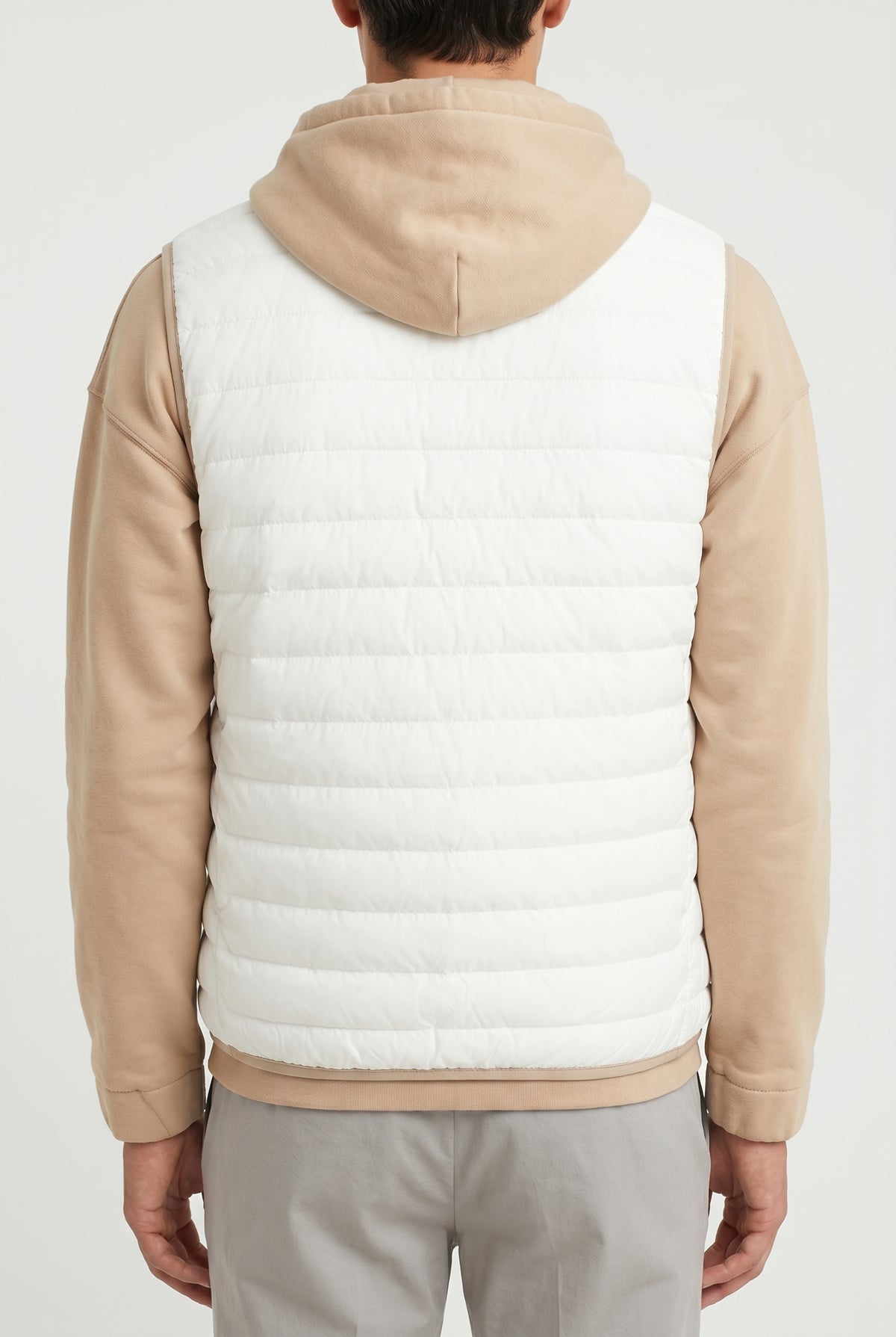 BRUNELLO CUCINELLI MEN'S WHITE QUILTED SLEEVELESS JACKET