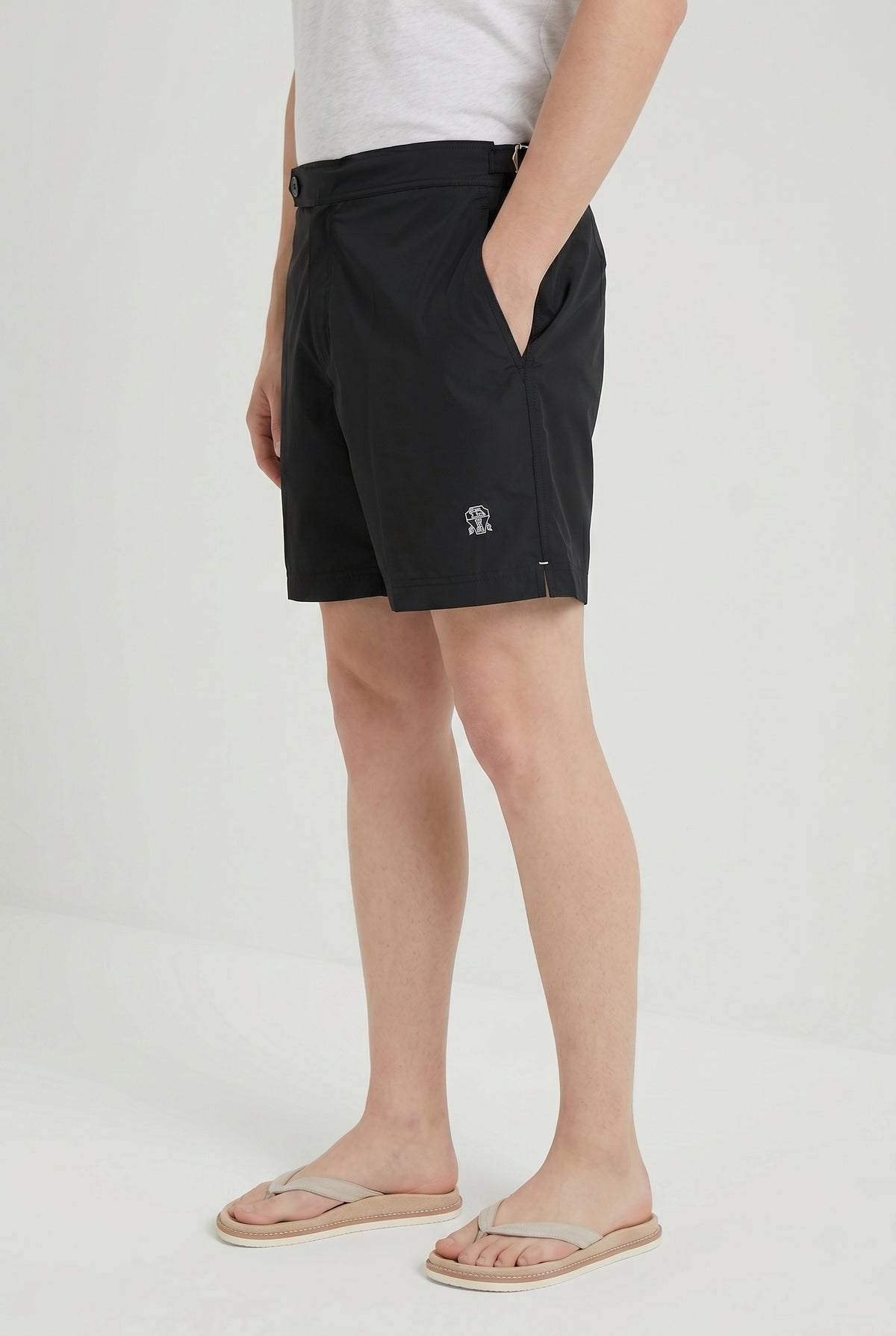 BRUNELLO CUCINELLI MEN'S BLACK TAILORED SWIM SHORTS