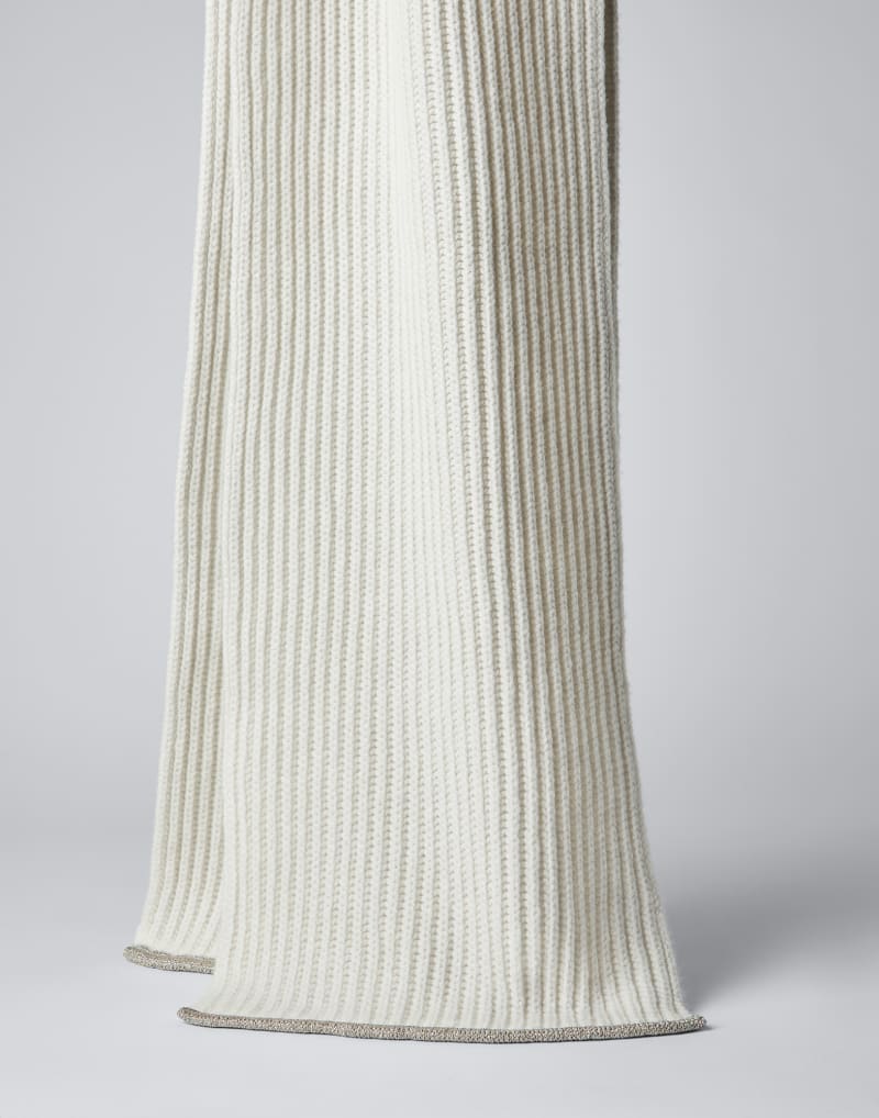 BRUNELLO CUCINELLI WOMEN'S ICE WHITE WOOL RIBBED SCARF