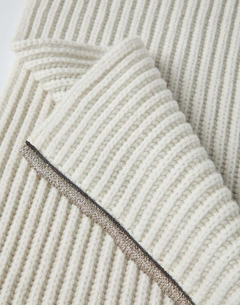 BRUNELLO CUCINELLI WOMEN'S ICE WHITE WOOL RIBBED SCARF