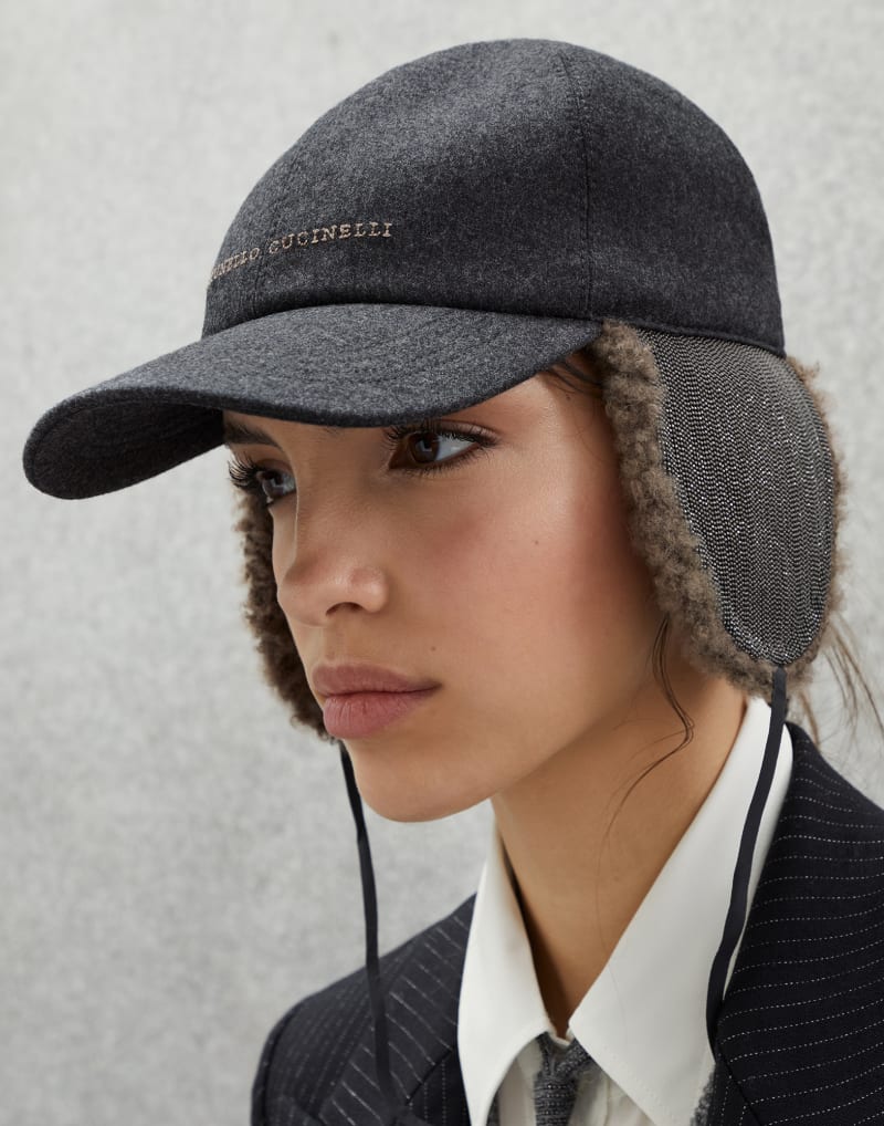 BRUNELLO CUCINELLI WOMEN'S CHARCOAL WOOL HAT WITH SHEARLING EAR FLAPS