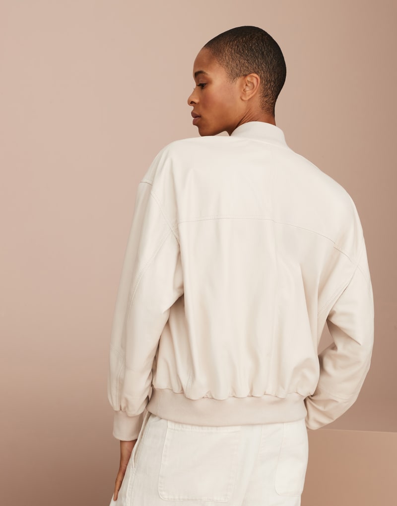 BRUNELLO CUCINELLI WOMEN'S OFF WHITE LEATHER BOMBER JACKET