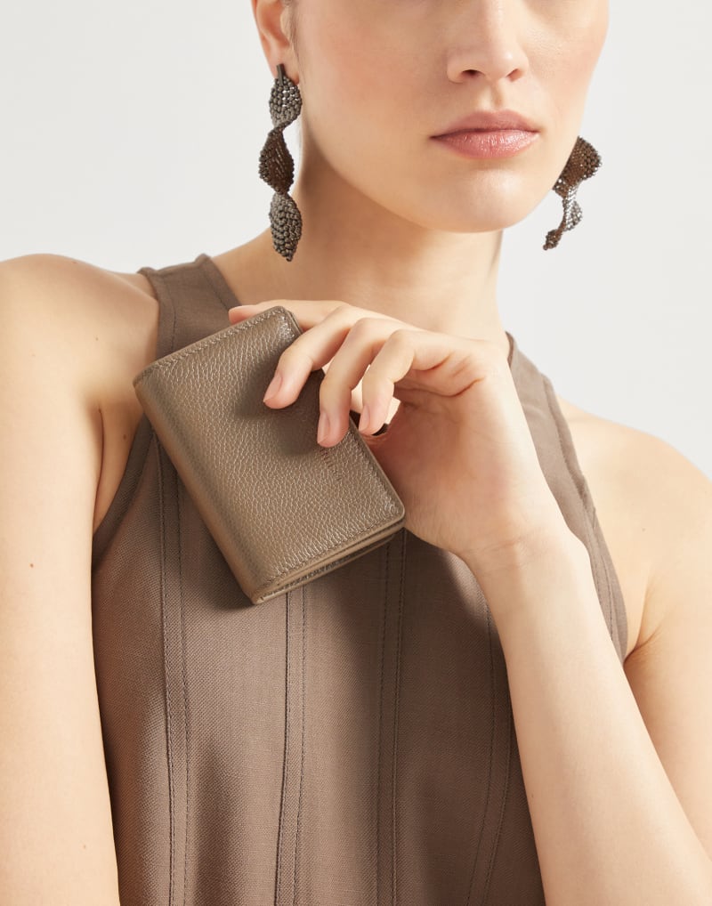 BRUNELLO CUCINELLI WOMEN'S TAUPE LEATHER CARDHOLDER