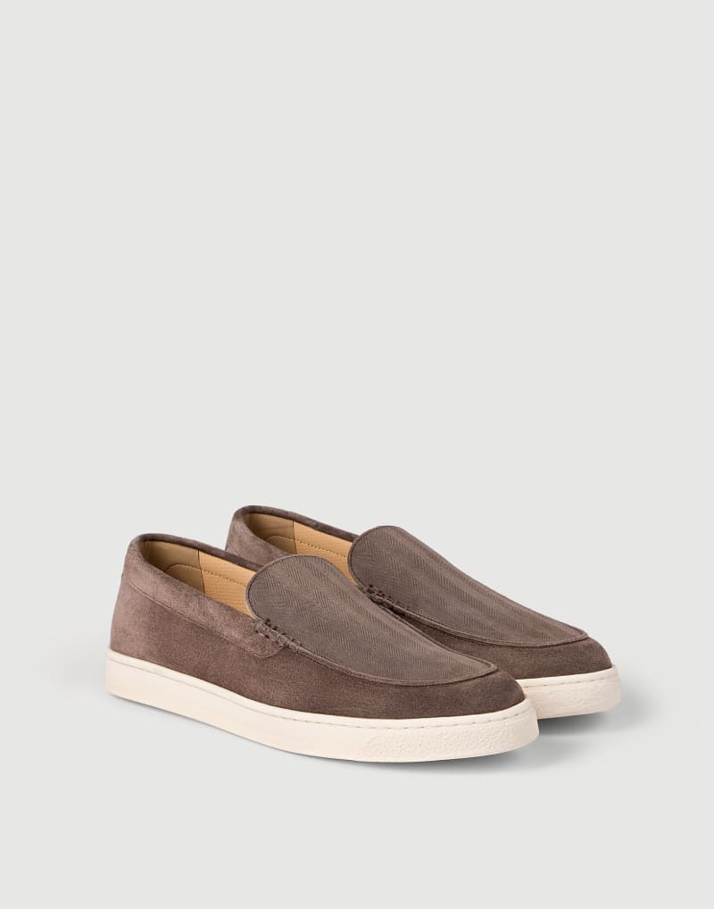 BRUNELLO CUCINELLI MEN'S TAUPE SUEDE SLIP ON SHOES