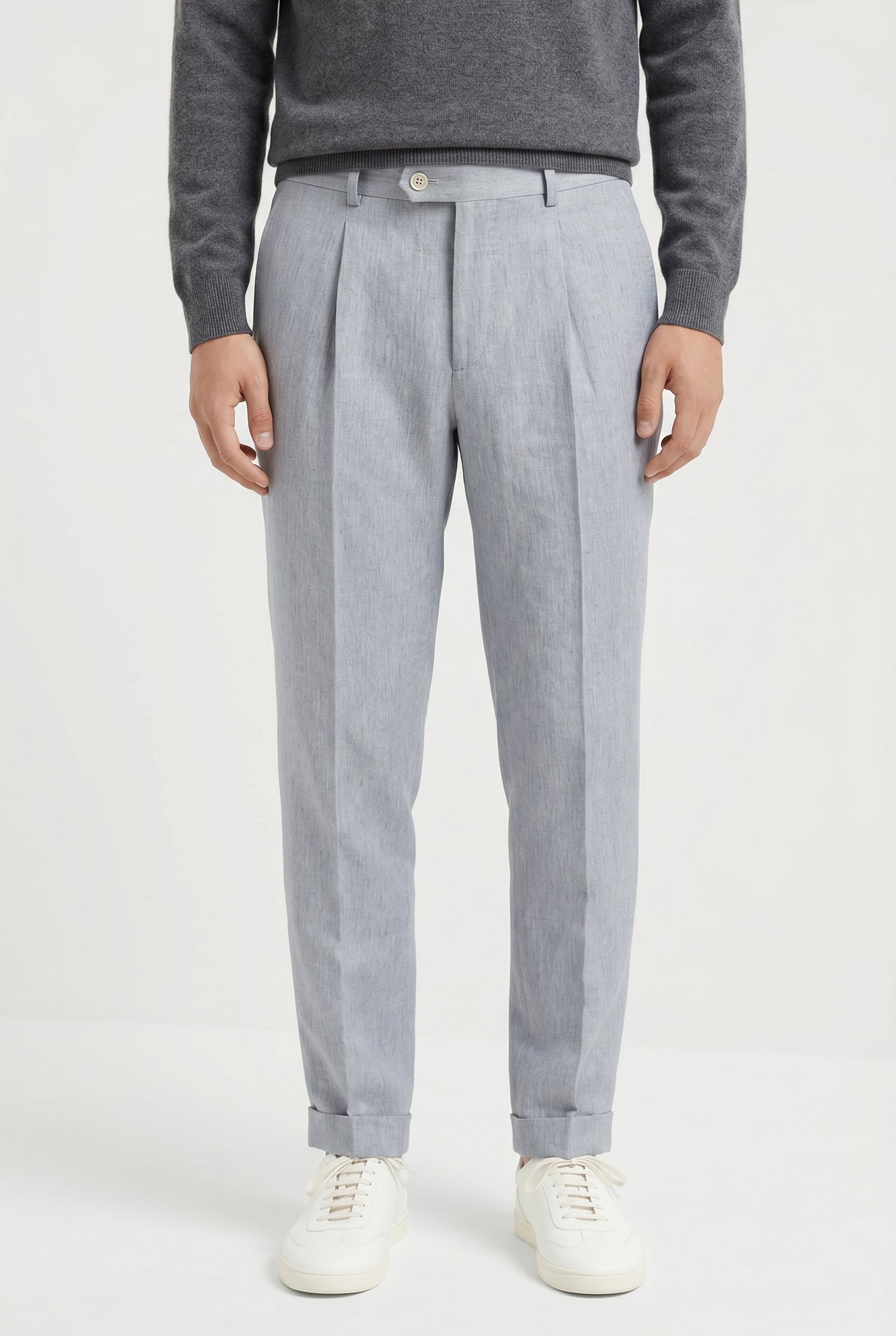 BRUNELLO CUCINELLI MEN'S LIGHT GREY LINEN TROUSERS