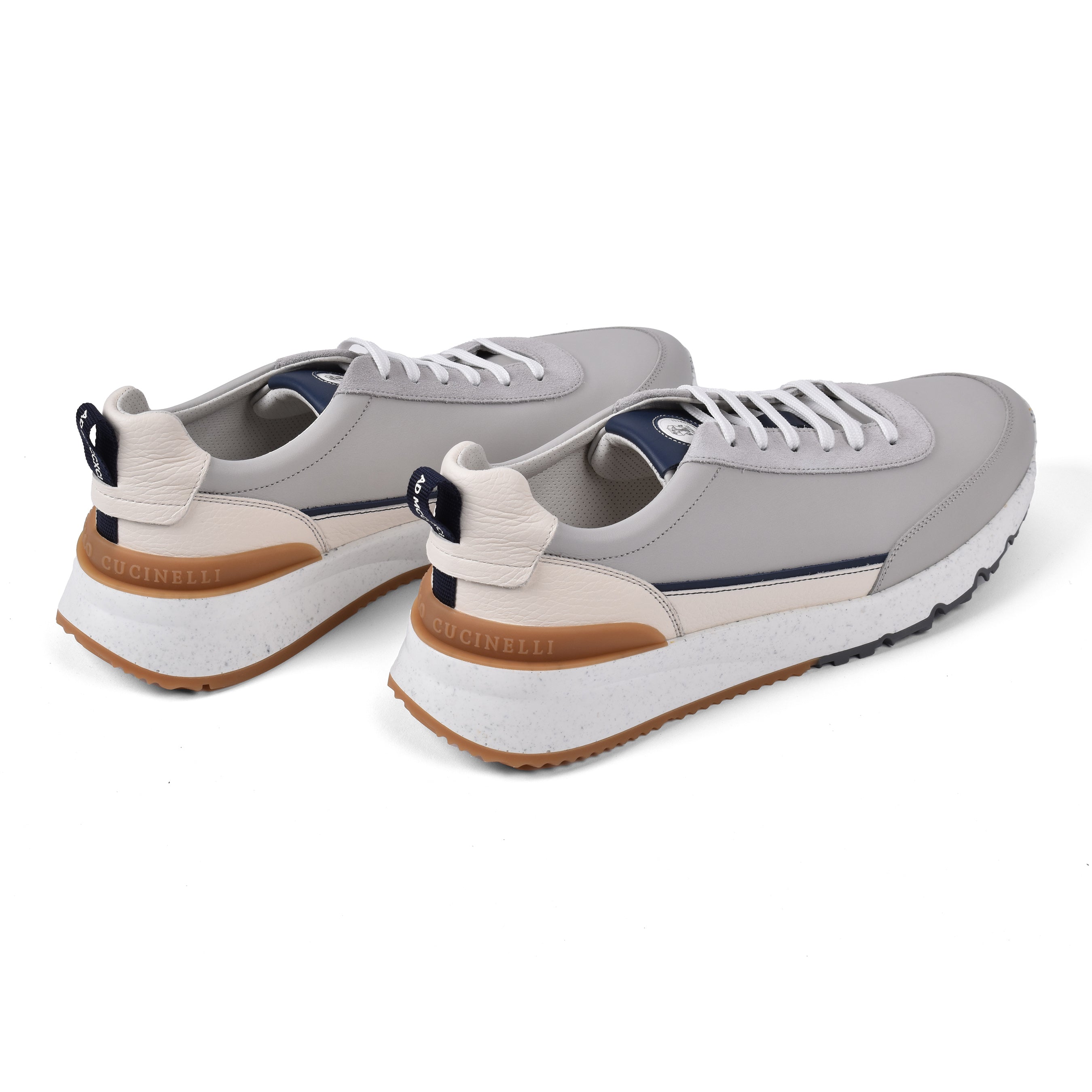 BRUNELLO CUCINELLI MEN'S LIGHT GREY LEATHER SNEAKERS
