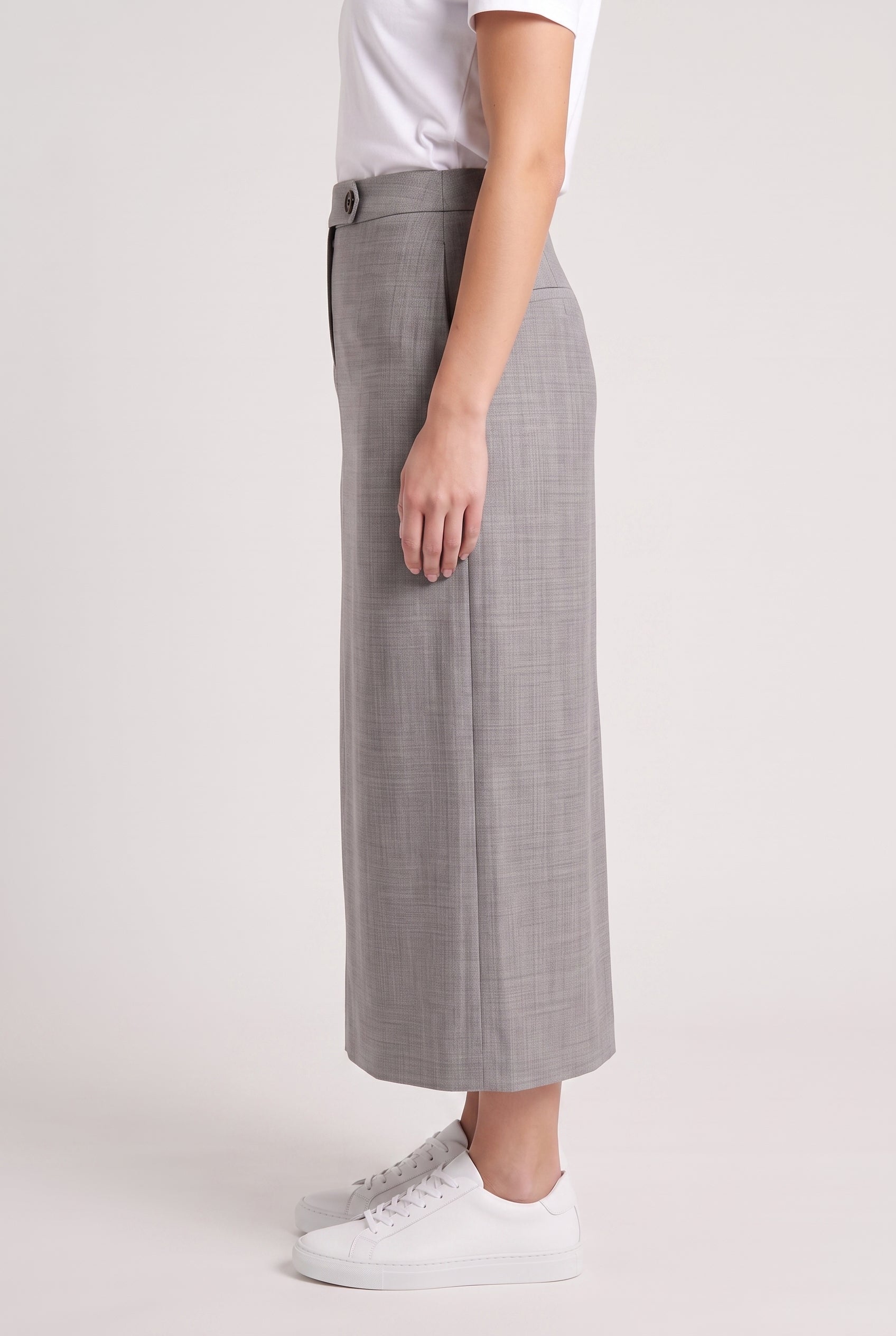 BRUNELLO CUCINELLI WOMEN'S LIGHT GREY WOOL PENCIL SKIRT