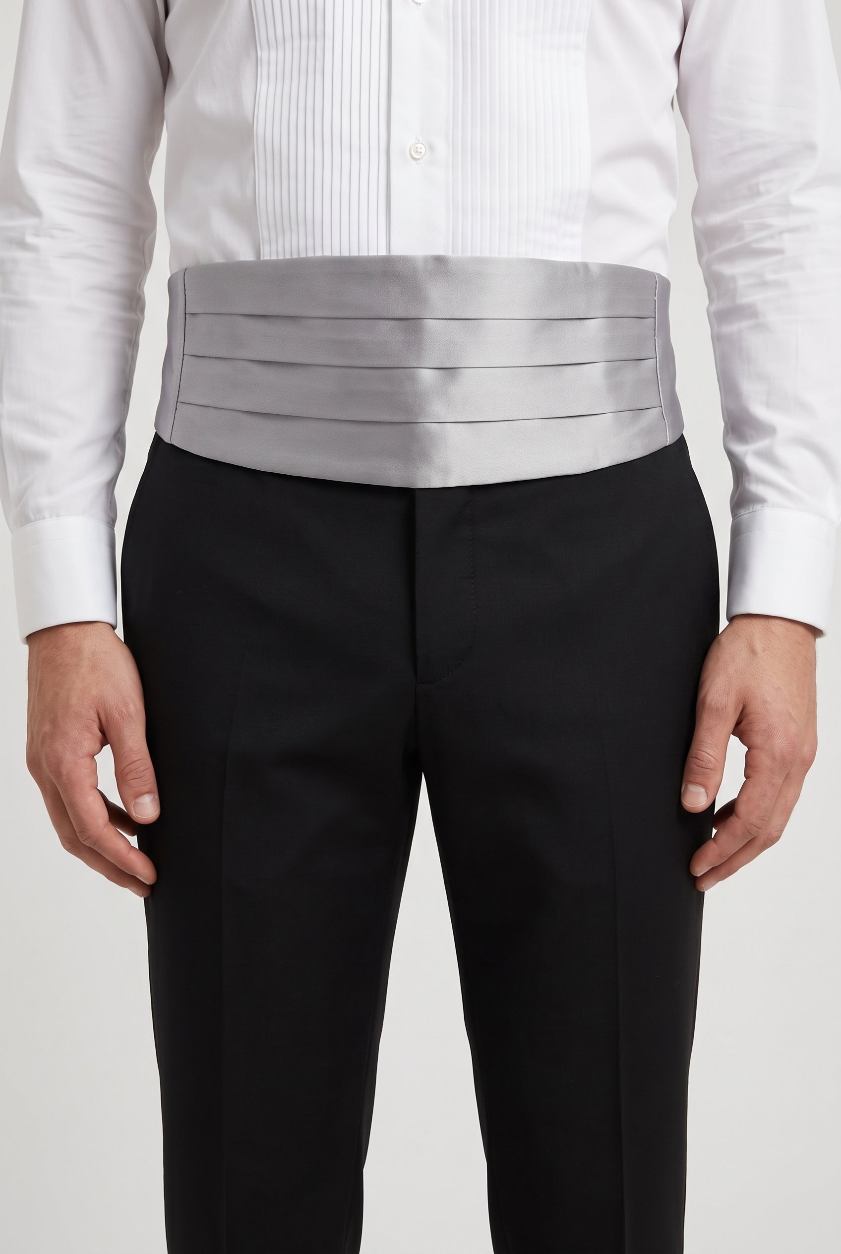 BRUNELLO CUCINELLI MEN'S LIGHT GRAY SILK COTTON CUMMERBUND