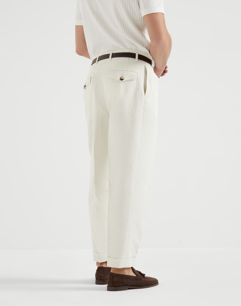 BRUNELLO CUCINELLI MEN'S OFF WHITE LINEN TROUSERS