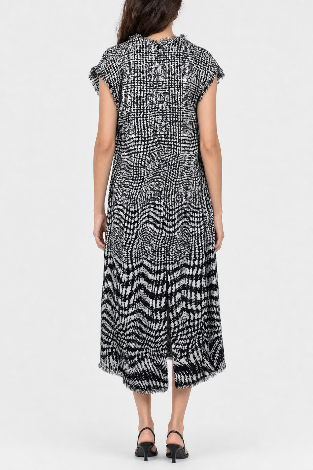 BURBERRY WOMEN'S BLACK WHITE PATTERNED DRESS