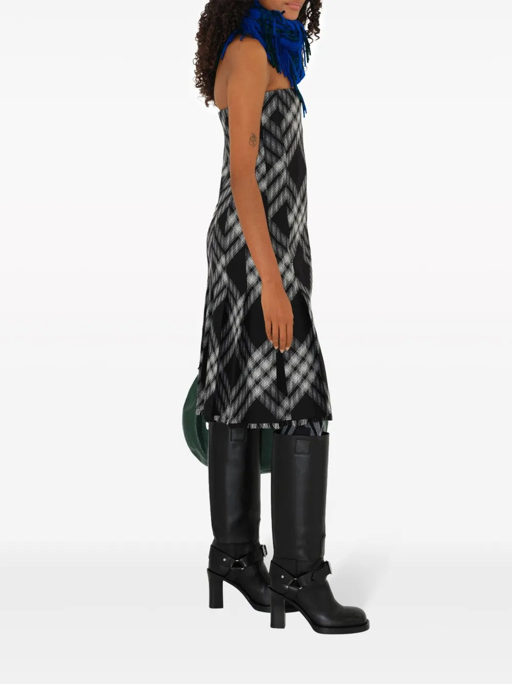 BURBERRY WOMEN'S BLACK WHITE PLAID SKIRT