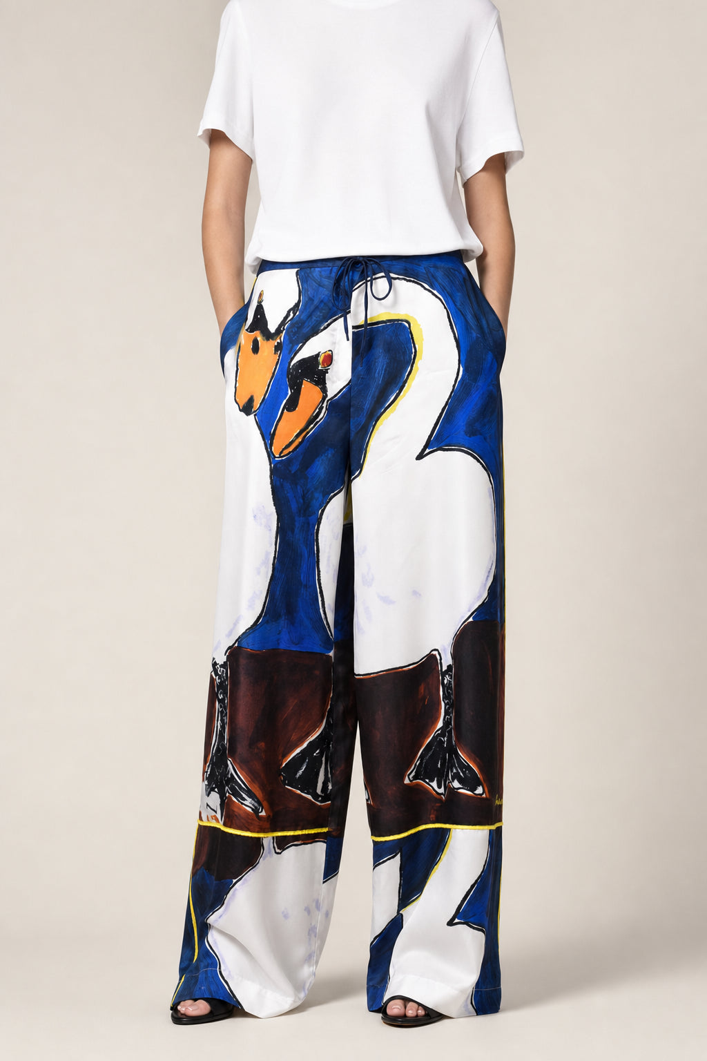BURBERRY WOMEN'S BLUE WHITE PRINTED TROUSERS
