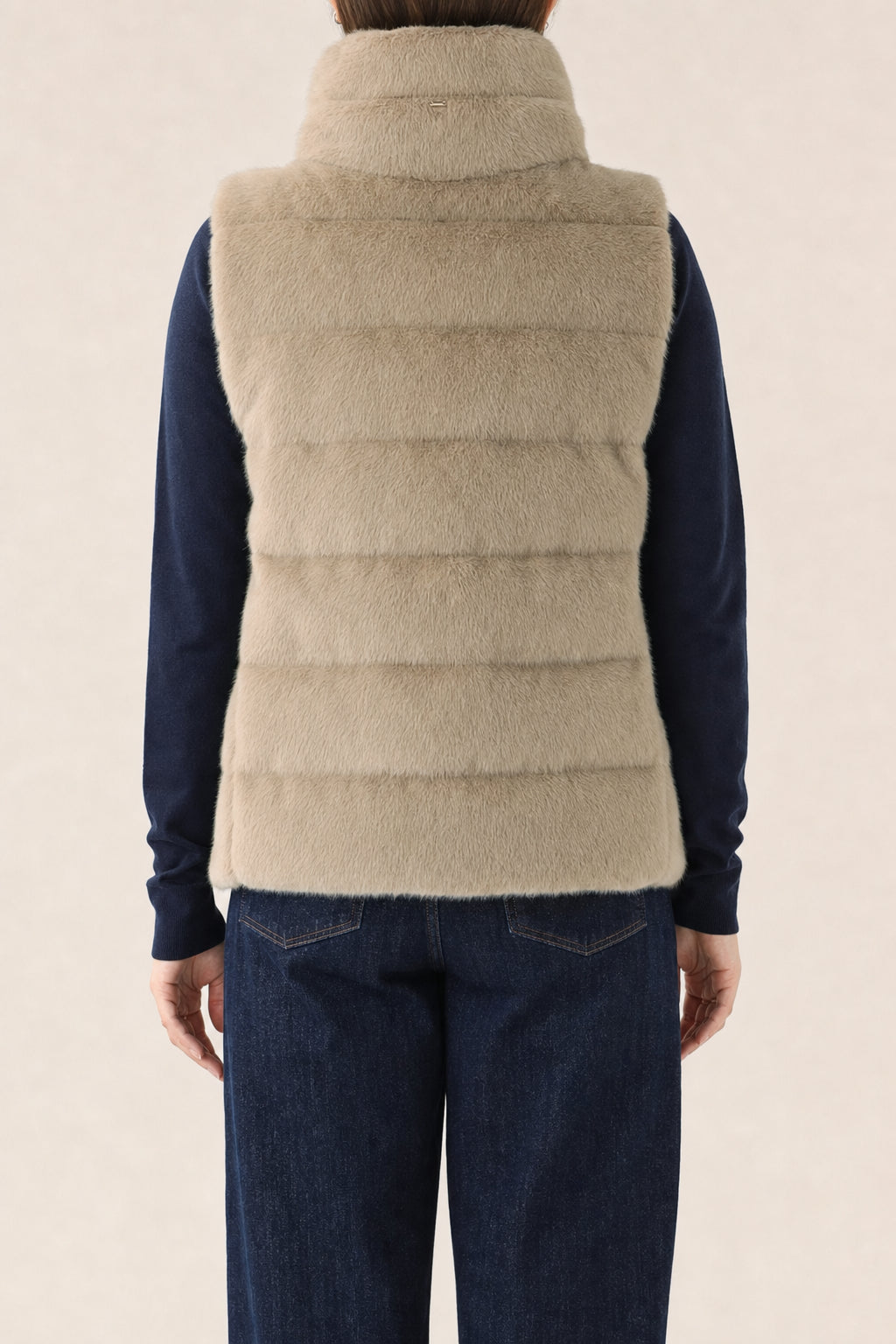 HERNO WOMEN'S CAMEL FAUX FUR VEST