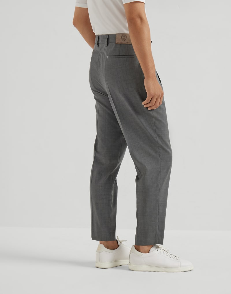 BRUNELLO CUCINELLI MEN'S MEDIUM GREY WOOL PLEATED TROUSERS