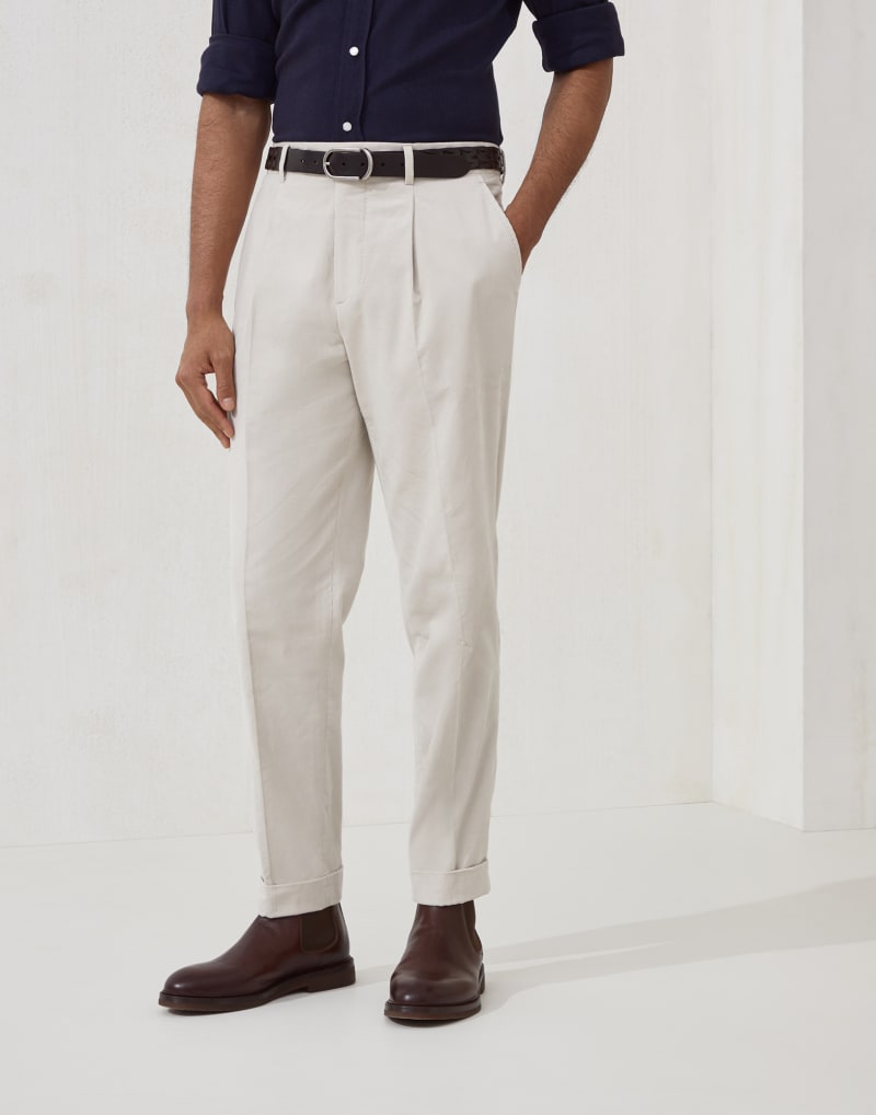 BRUNELLO CUCINELLI MEN'S ICE COTTON PLEATED TROUSERS