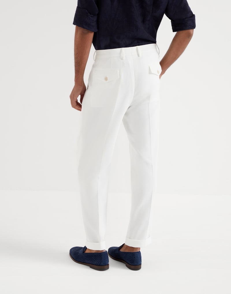 BRUNELLO CUCINELLI MEN'S OFF WHITE COTTON PLEATED TROUSERS