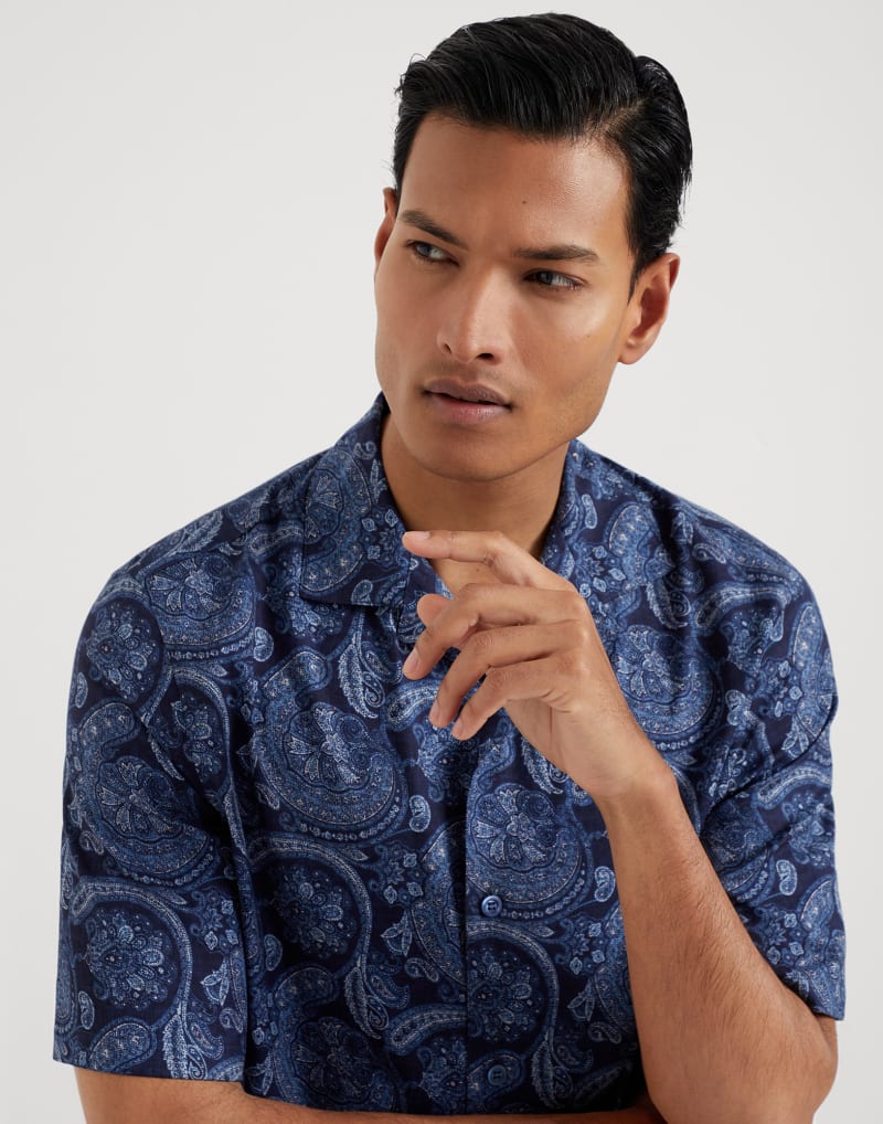 BRUNELLO CUCINELLI MEN'S NAVY PAISLEY SHORT SLEEVE SHIRT