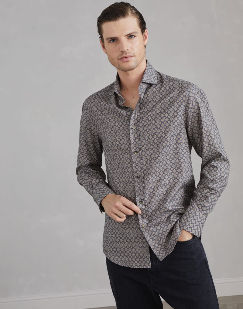 BRUNELLO CUCINELLI MEN'S LEAD AND CREAM PATTERNED COTTON SHIRT