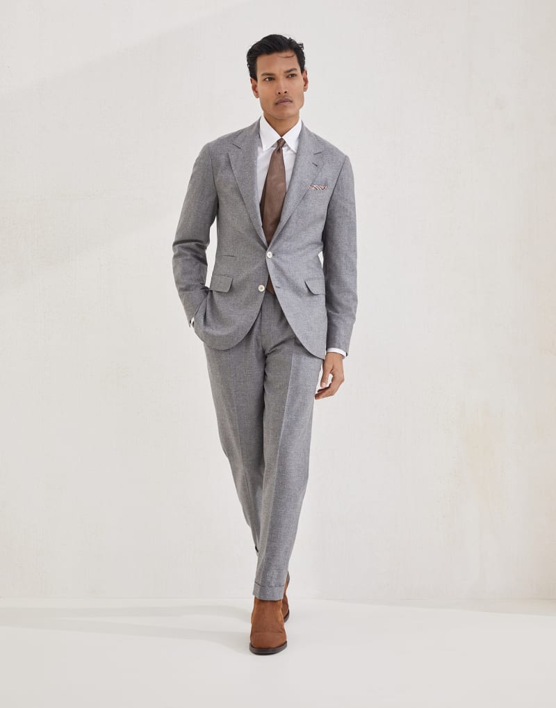 BRUNELLO CUCINELLI MEN'S GREY WOOL SILK TWO BUTTON SUIT