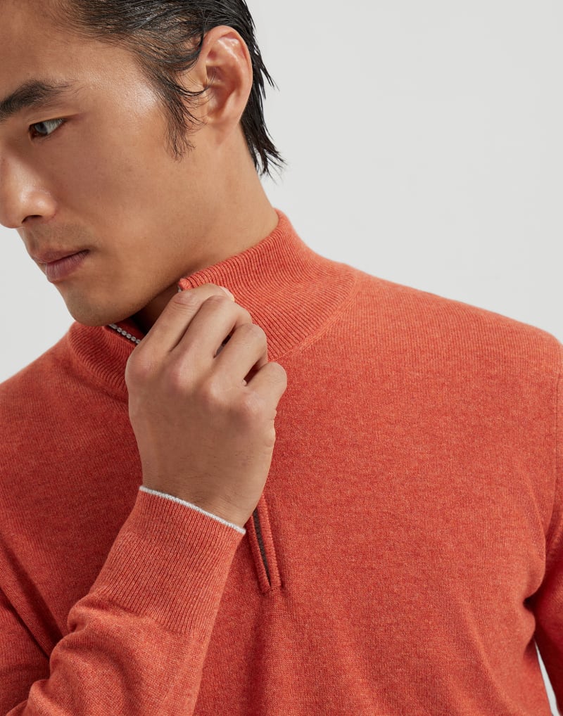 BRUNELLO CUCINELLI MEN'S PUMPKIN WOOL HALF ZIP SWEATER