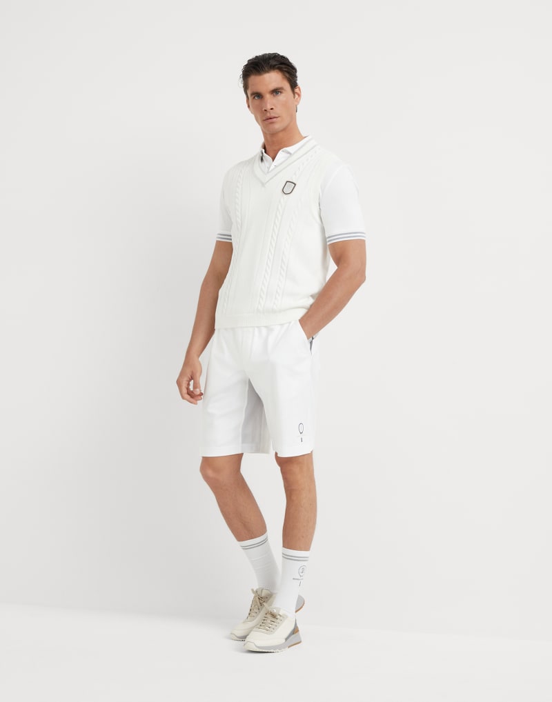 BRUNELLO CUCINELLI MEN'S OFF WHITE CABLE KNIT SLEEVELESS SWEATER