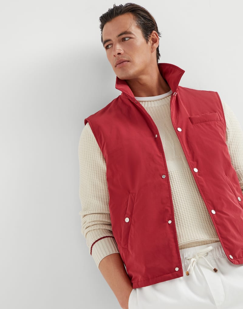 BRUNELLO CUCINELLI MEN'S RED SNAP BUTTON VEST