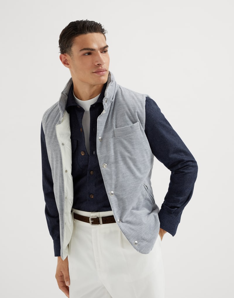 BRUNELLO CUCINELLI MEN'S LIGHT GREY CORDUROY VEST