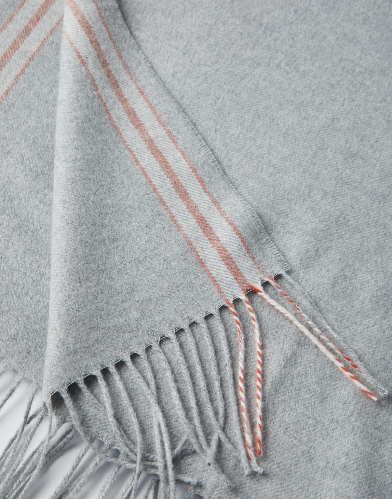 BRUNELLO CUCINELLI MEN'S LIGHT GREY SILK SCARF
