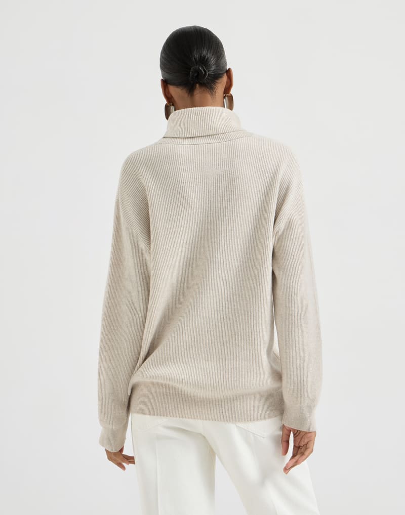 BRUNELLO CUCINELLI WOMEN'S OYSTER WOOL TURTLENECK SWEATER