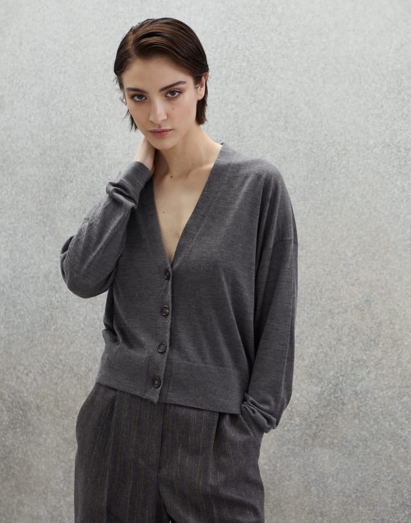 BRUNELLO CUCINELLI WOMEN'S LEAD WOOL SILK V NECK BUTTON SWEATER