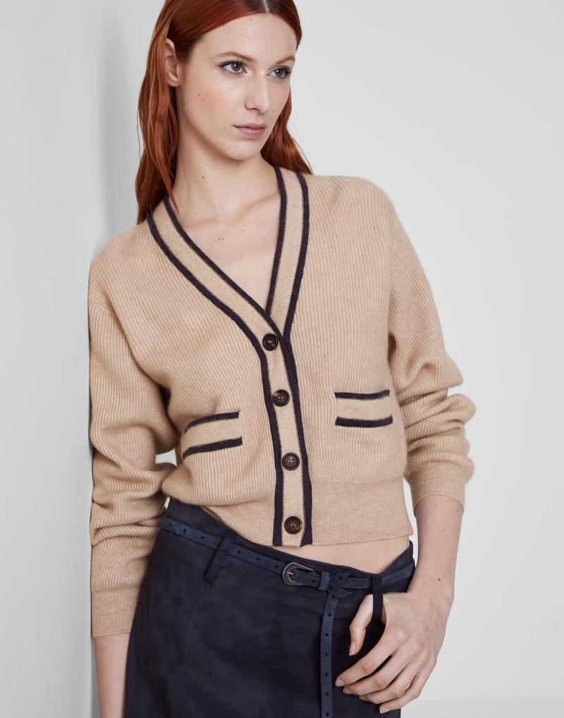 BRUNELLO CUCINELLI WOMEN'S LIGHT BEIGE WOOL BLEND BUTTON FRONT SWEATER