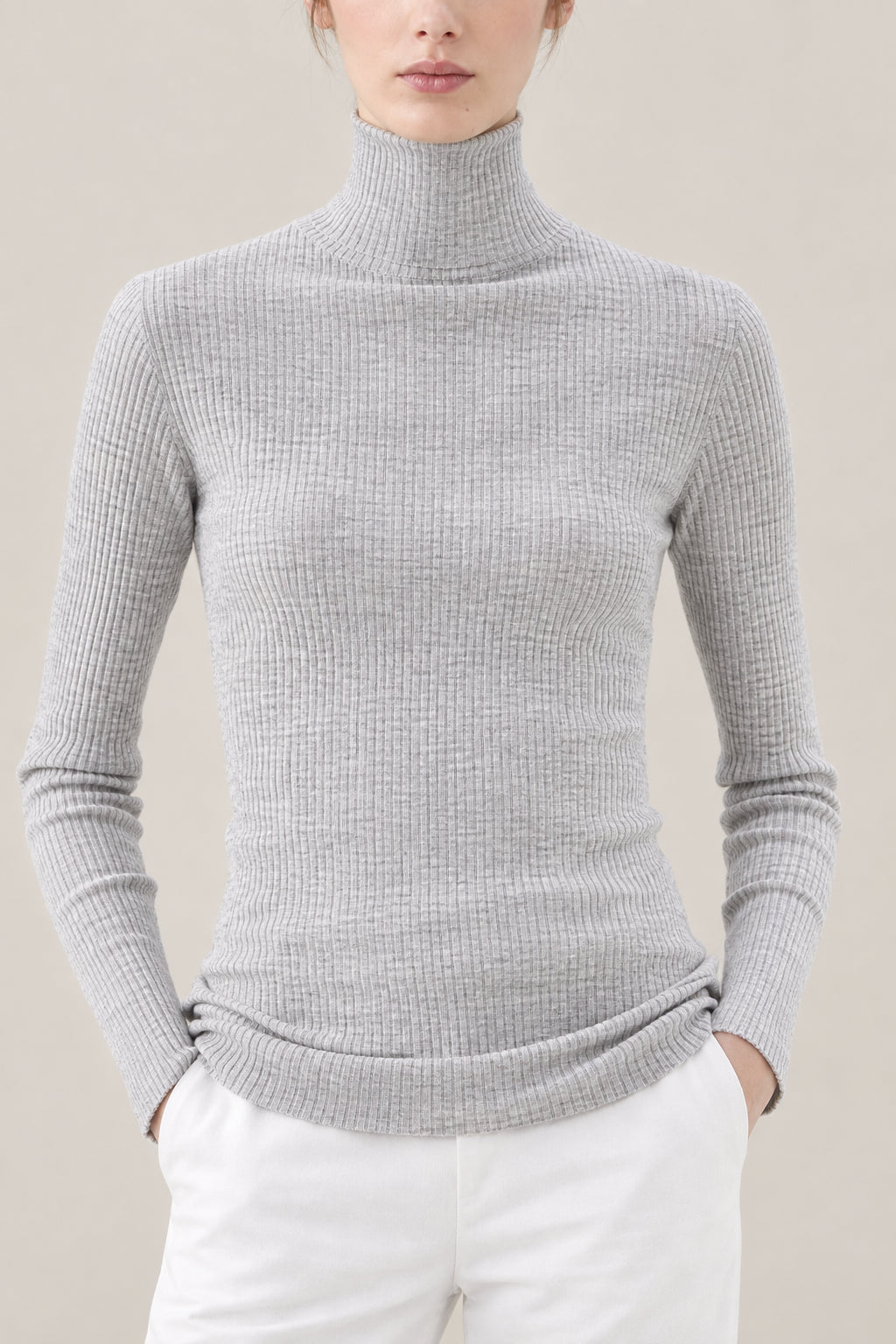 BRUNELLO CUCINELLI WOMEN'S LIGHT GREY WOOL SILK RIBBED TURTLENECK SWEATER