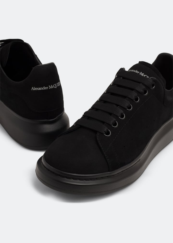 Alexander McQueen Oversized Sneaker Triple Black