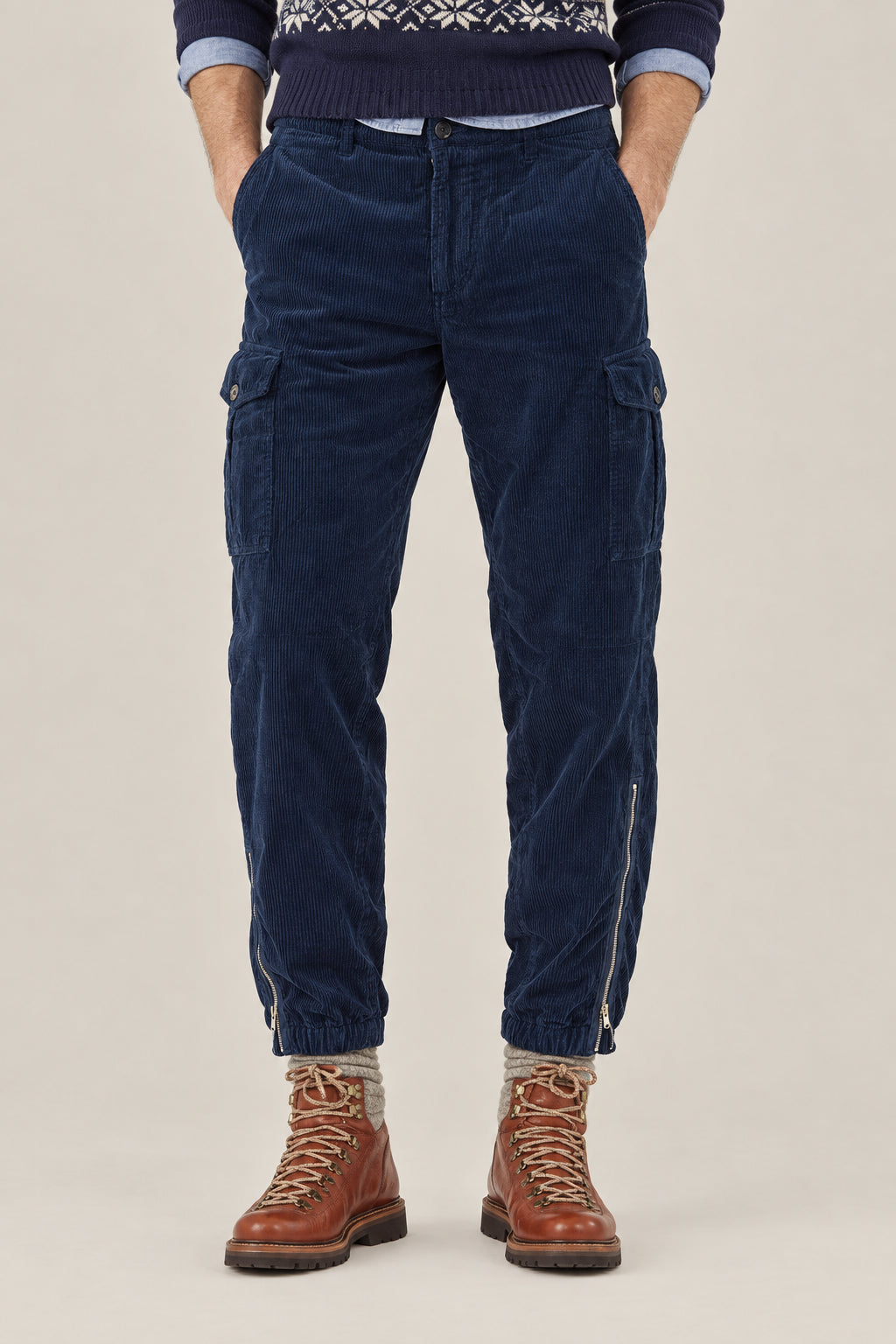 BRUNELLO CUCINELLI MEN'S NAVY COTTON CARGO TROUSERS