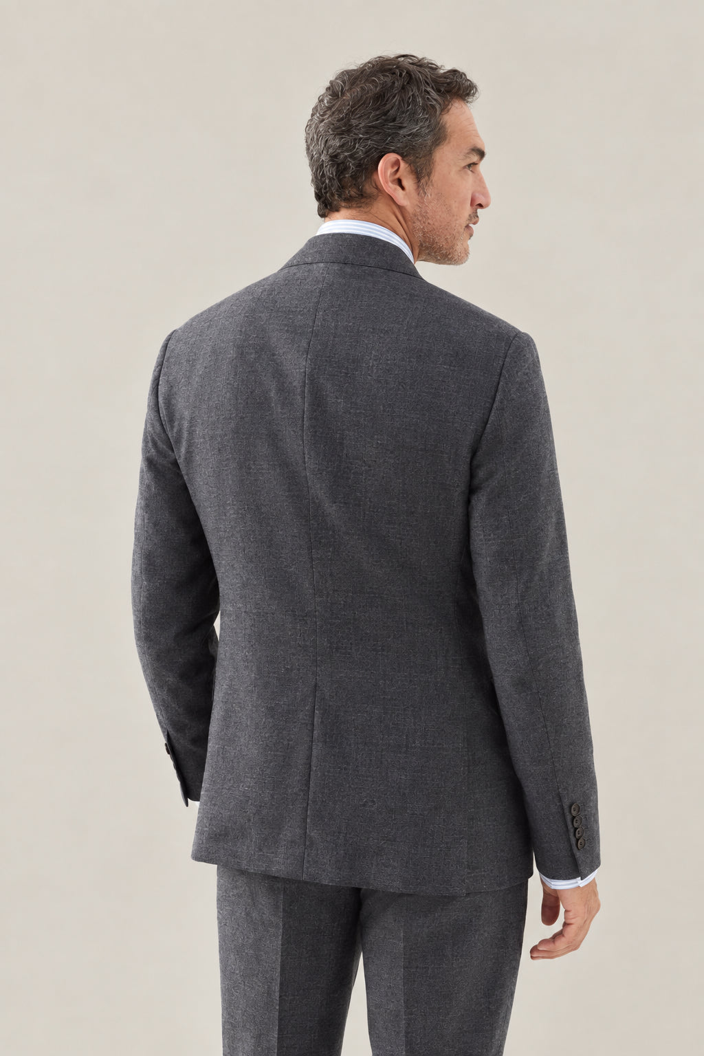 BRUNELLO CUCINELLI MEN'S MEDIUM GREY WOOL BLAZER