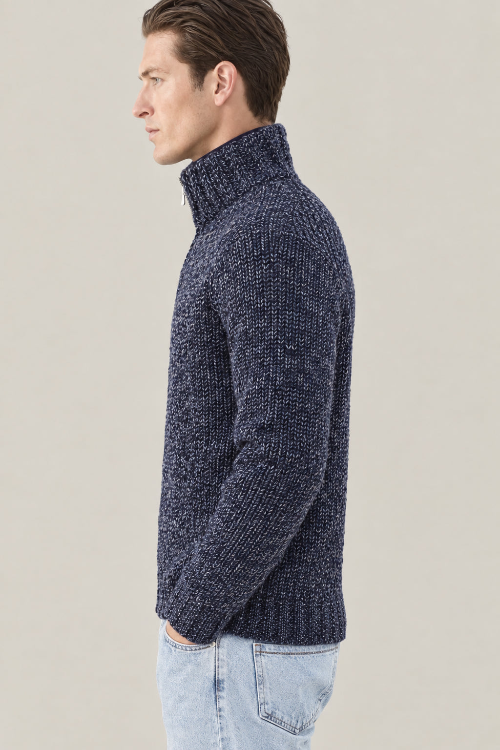 BRUNELLO CUCINELLI MEN'S BLUE WOOL SILK SWEATER
