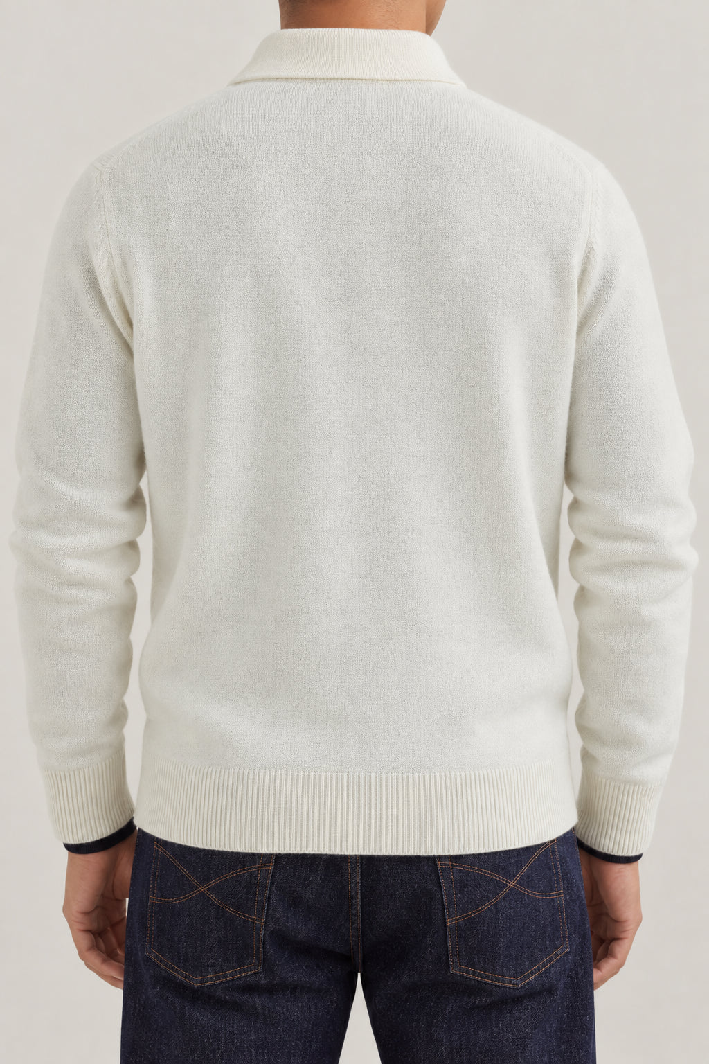 BRUNELLO CUCINELLI MEN'S WHITE WOOL KNIT SWEATER