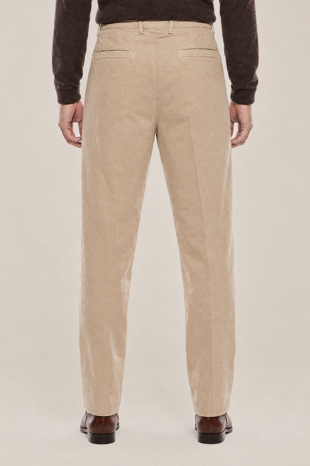 BRUNELLO CUCINELLI MEN'S CAMEL COTTON PLEATED TROUSERS