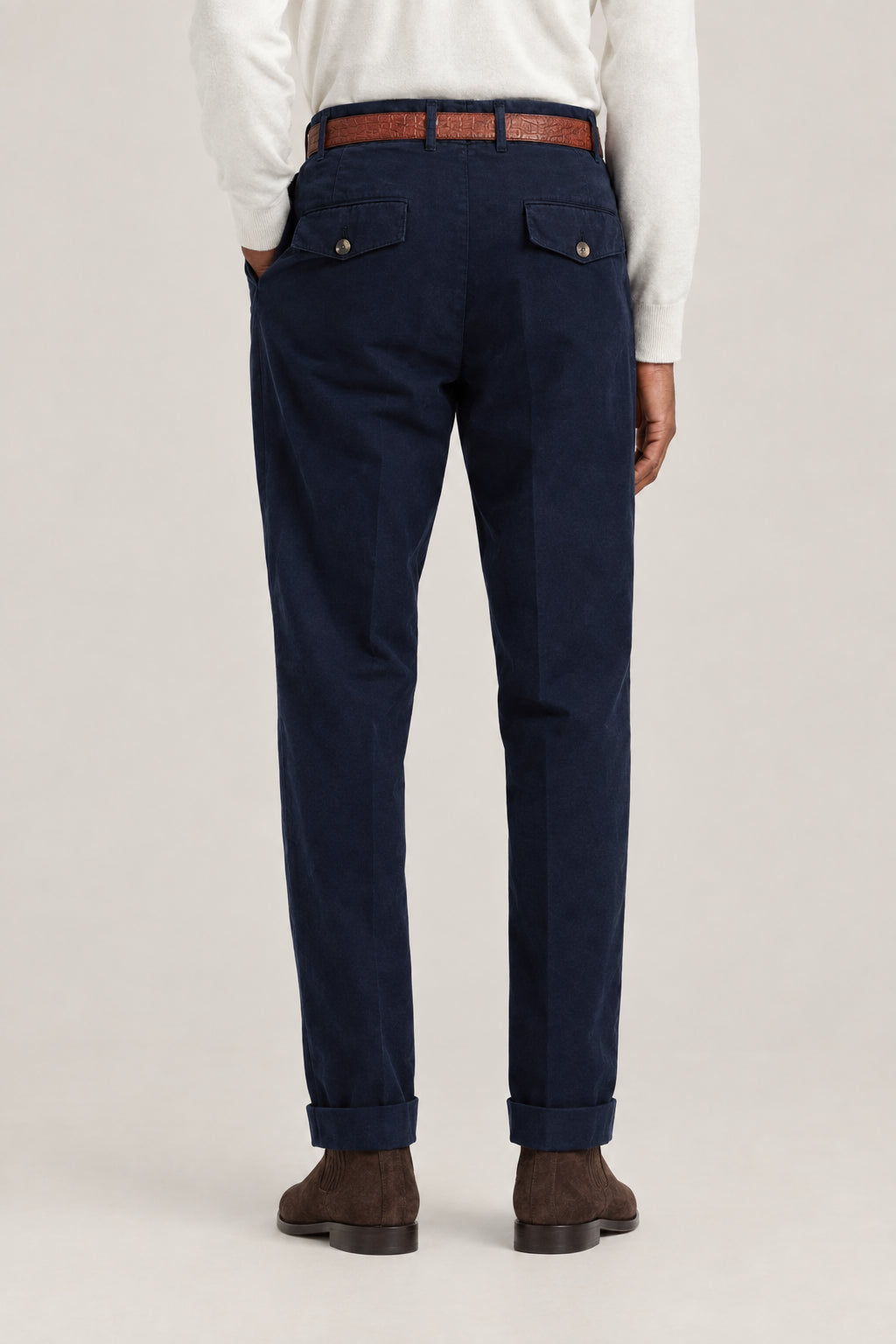 BRUNELLO CUCINELLI MEN'S NAVY COTTON PLEATED TROUSERS