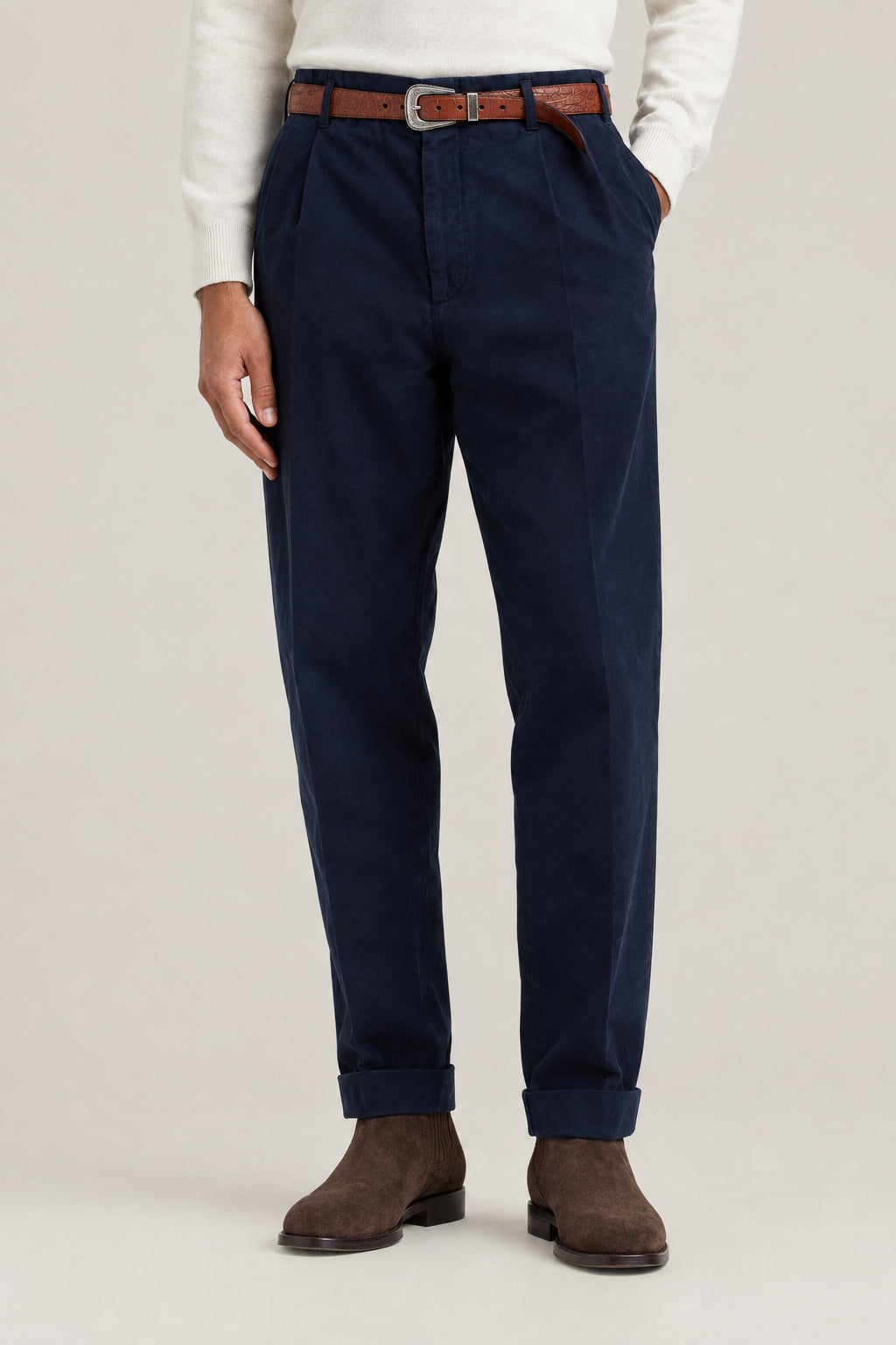 BRUNELLO CUCINELLI MEN'S NAVY COTTON PLEATED TROUSERS