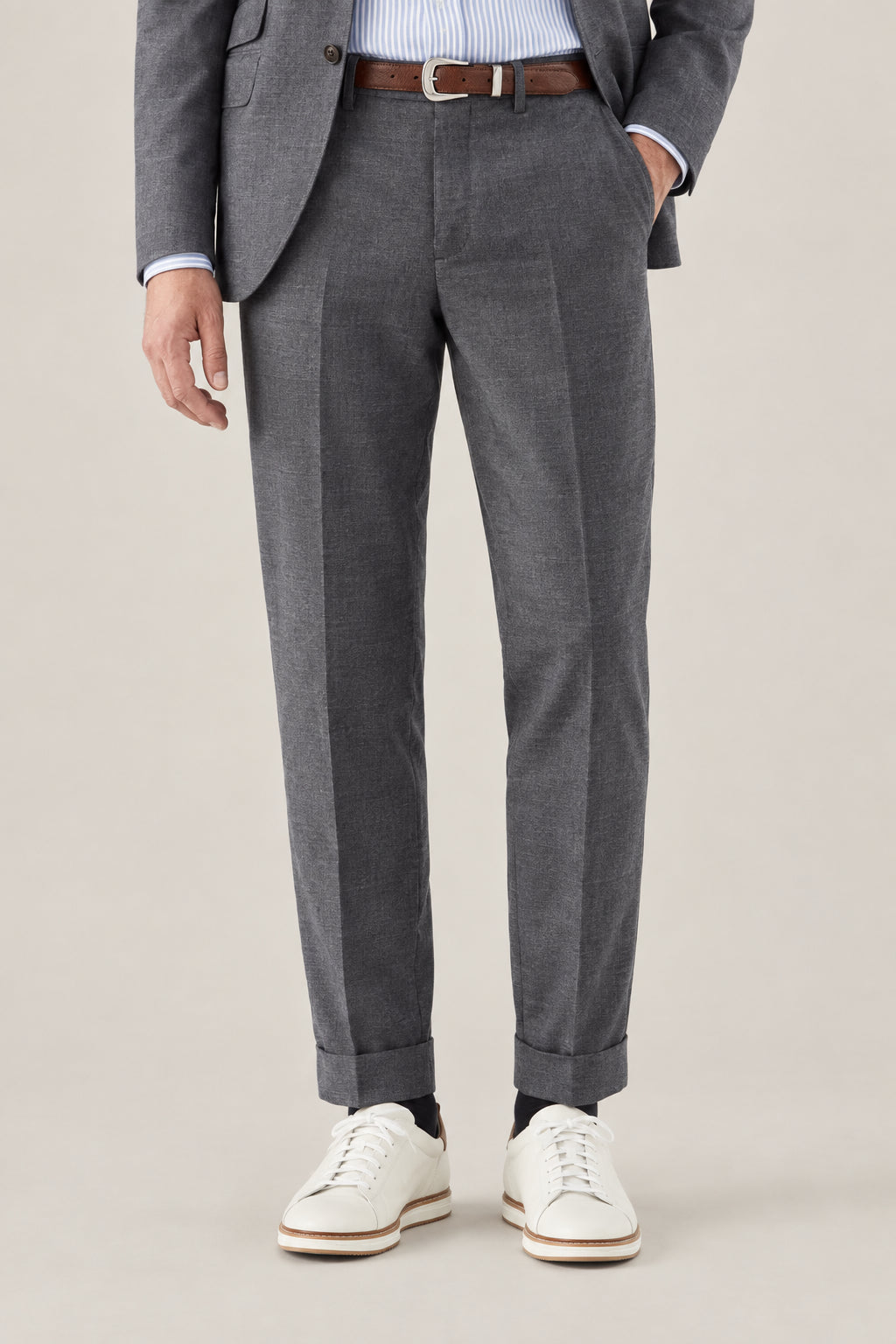 BRUNELLO CUCINELLI MEN'S MEDIUM GREY WOOL TAILORED TROUSERS