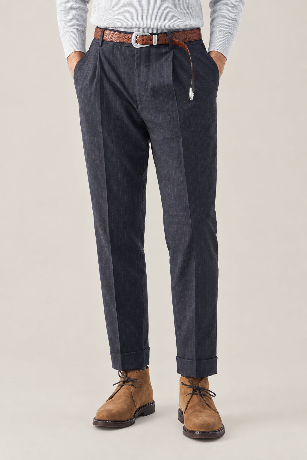 BRUNELLO CUCINELLI MEN'S MEDIUM GREY WOOL PINSTRIPE TROUSERS